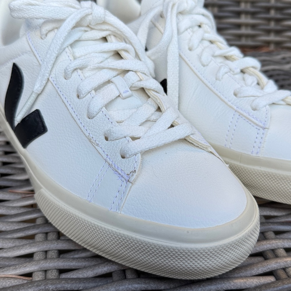 NEW Veja Chrome Free Leather Campo  Sneakers-Sz 38/7-Extra White-Black Logo- - Picture 7 of 16